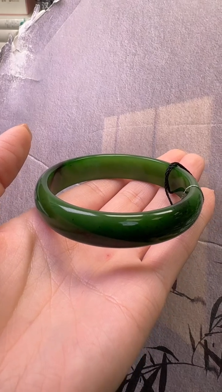 【闪购商品】和田玉（碧玉）手镯未镶嵌手镯