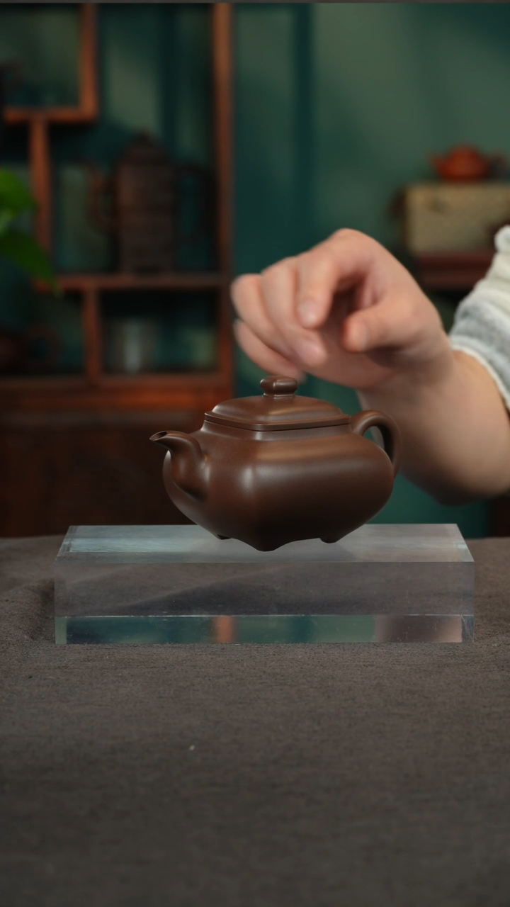 【闪购商品】紫砂茶壶01紫泥传炉
