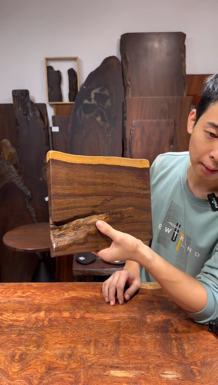 风车木（黑檀木）尺寸28*21*2编号056