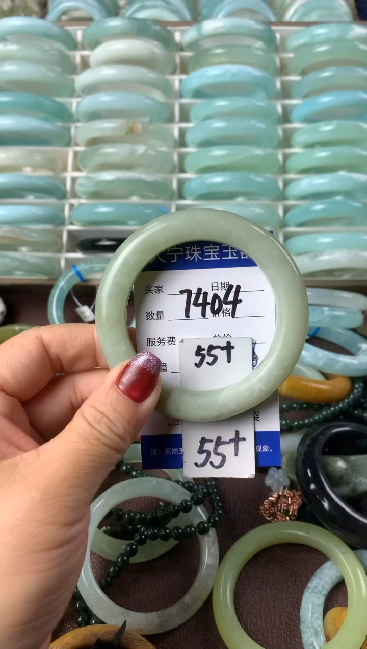 【闪购商品】蛇纹石玉手镯未镶嵌7404