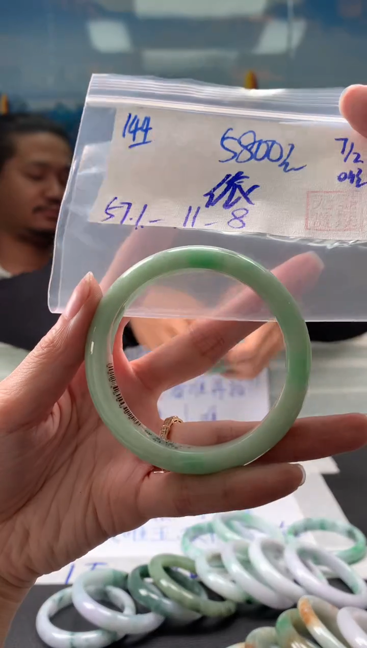 【闪购商品】翡翠手镯未镶嵌翡翠手镯 下单联系小耳机#144