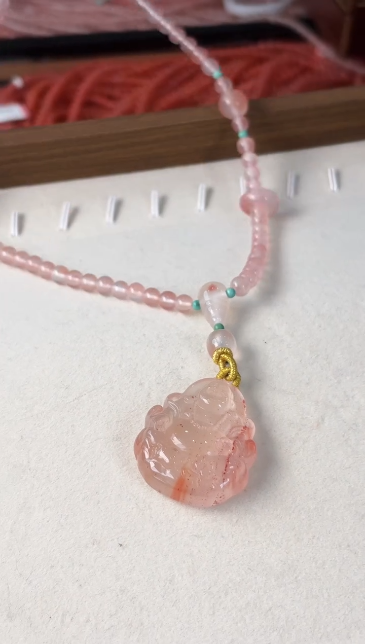 颈饰未镶嵌南红玛瑙随机发一件101049