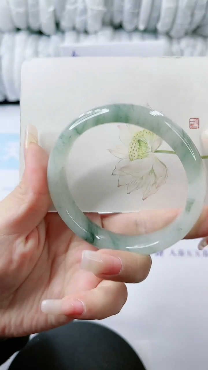 【闪购商品】石英质玉手镯未镶嵌多样性发货L233