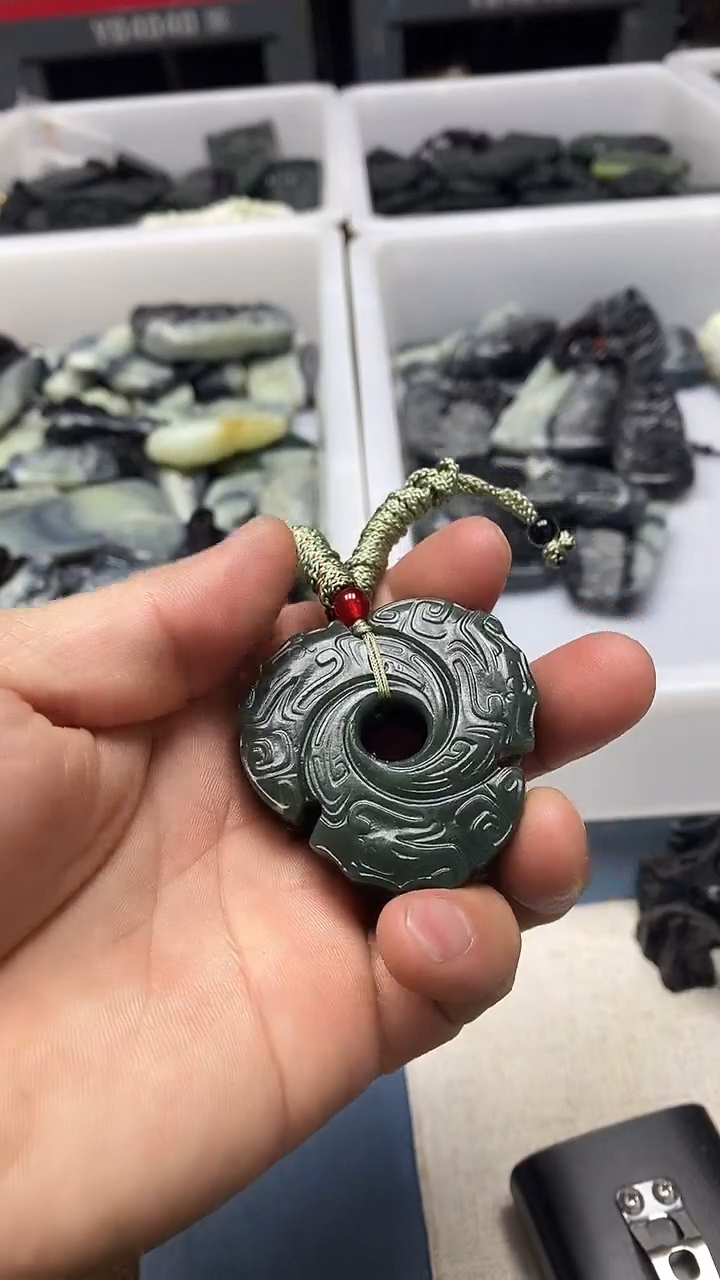 吊坠(不含链)未镶嵌和田玉1