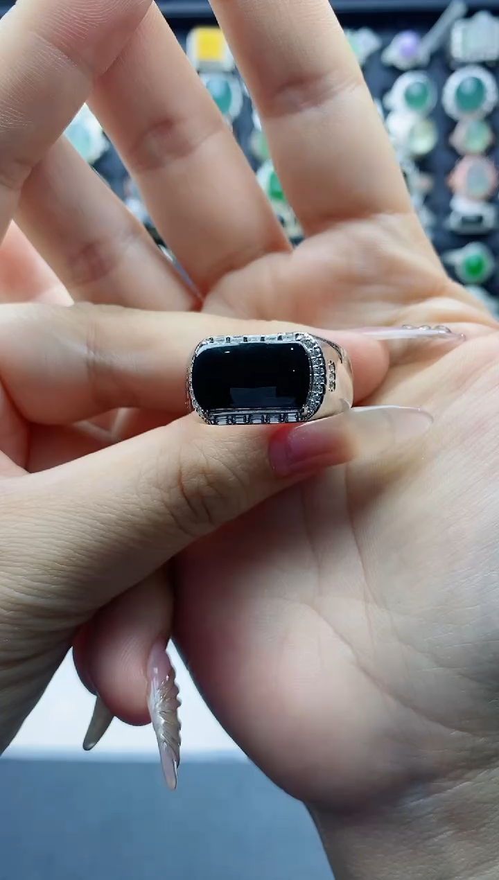 【闪购商品】翡翠戒指银S925镶嵌天然翡翠男戒