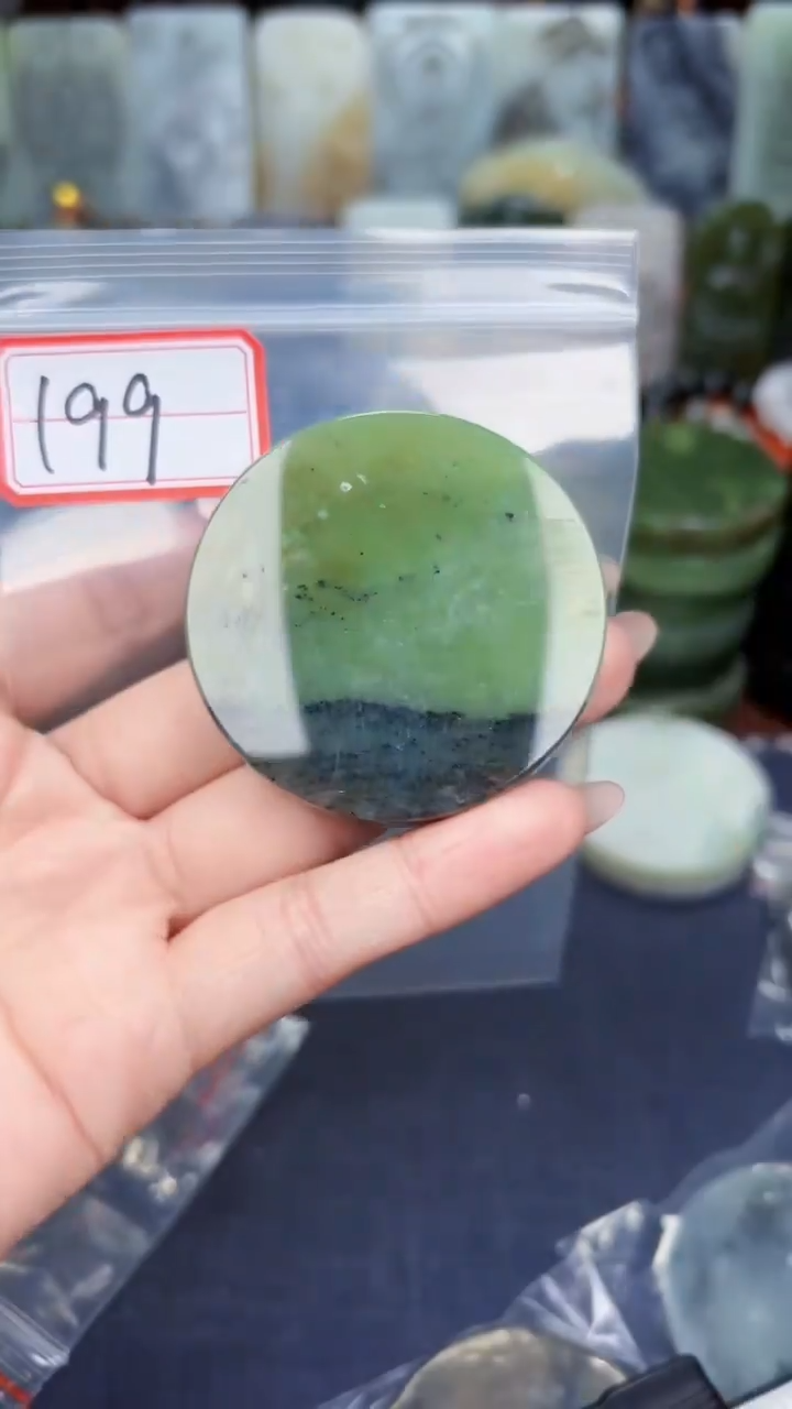 颈饰未镶嵌和田玉和田玉