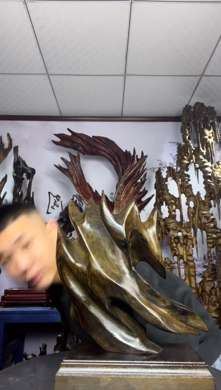 金丝楠木雕款抖**知金丝楠木工艺品摆件