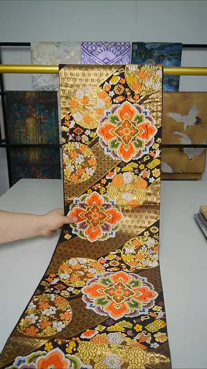 织绣织锦25宝象花