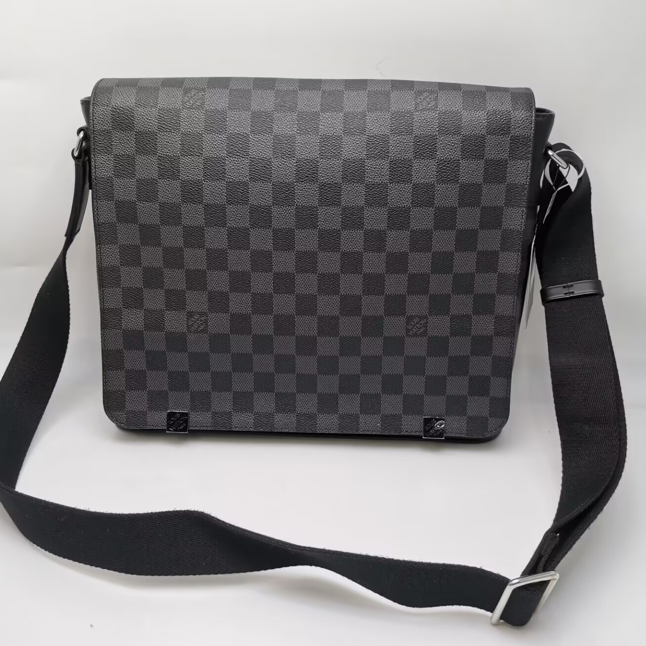 99新 LouisVuitton/路易威登 98新 17185  LV黑棋盘格翻盖斜挎包