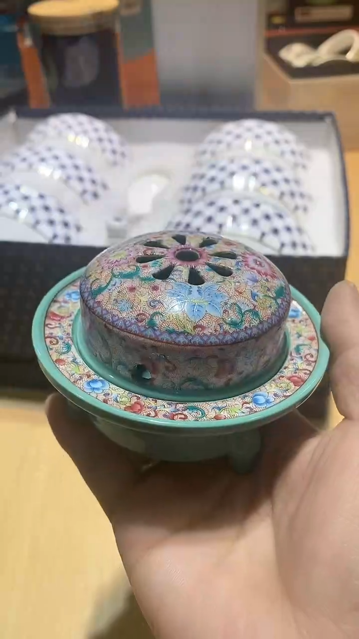 【闪购商品】瓷片锅碗瓢盆一件不剩