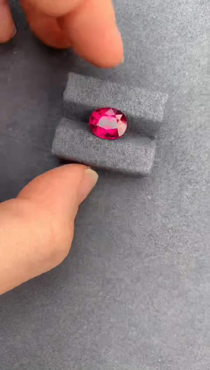 【闪购商品】碧玺裸石未镶嵌3.8ct卢比莱