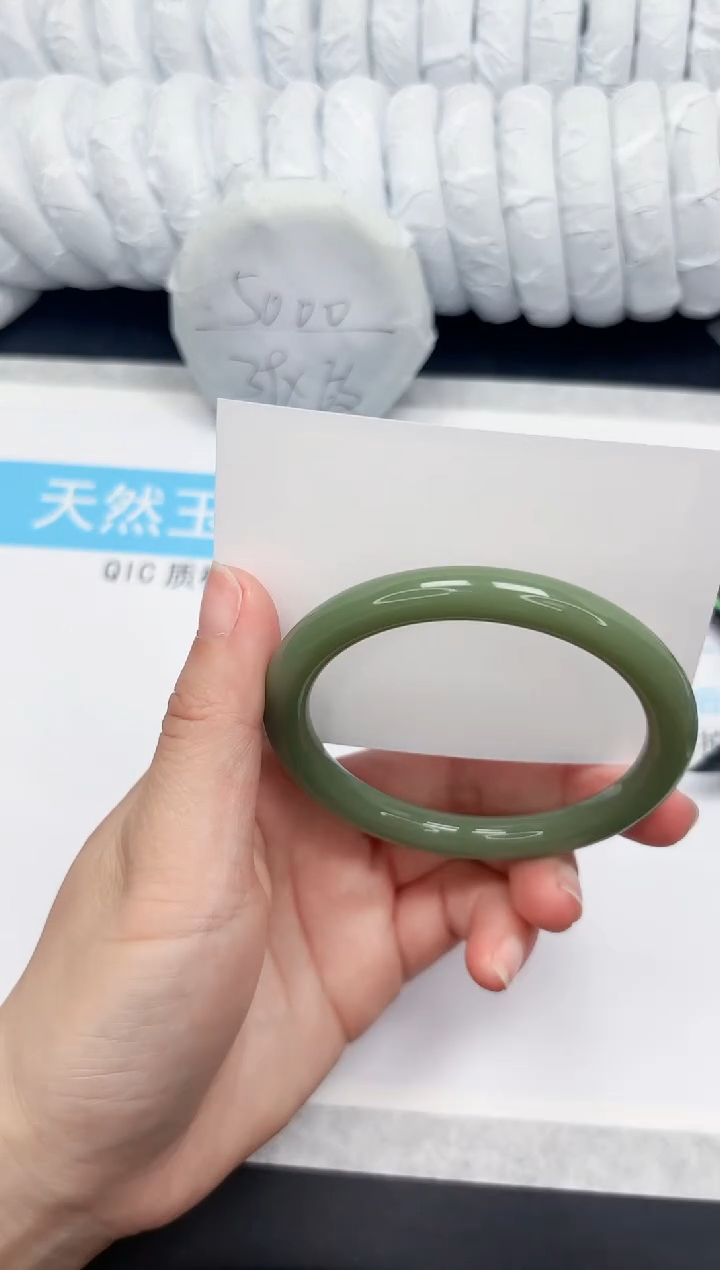 【闪购商品】石英质玉手镯未镶嵌44-61