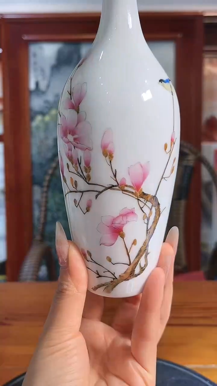 【闪购商品】官窑瓷画院806官窑瓷画院孙小霞玉兰花赏瓶