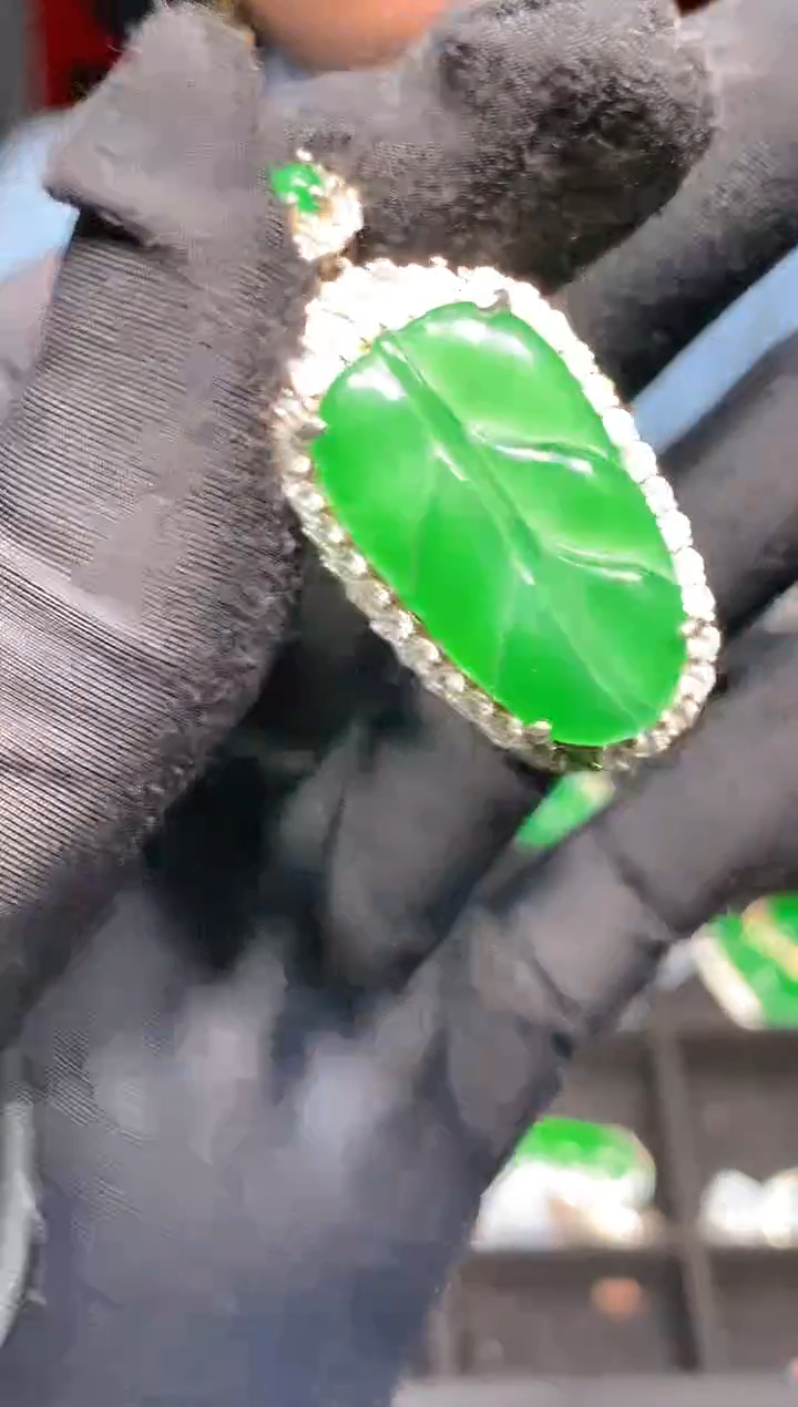 【闪购商品】定制翡翠未镶嵌47定制翡翠-多样性发货（发其一）