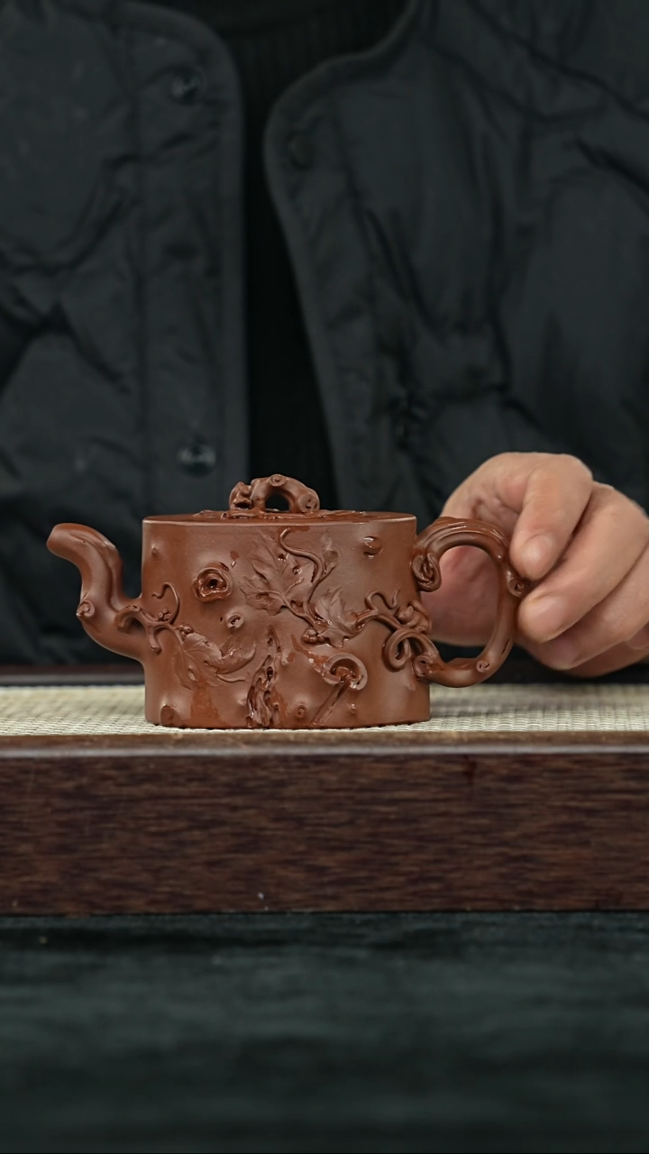 【闪购商品】紫砂茶壶@@DB13013潘潘松鼠葡萄