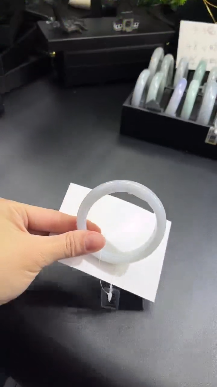 【闪购商品】翡翠手镯未镶嵌57正圈