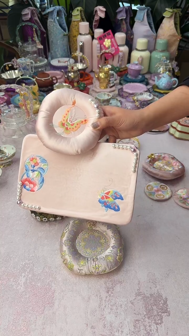 23粉色蝴蝶两件套
