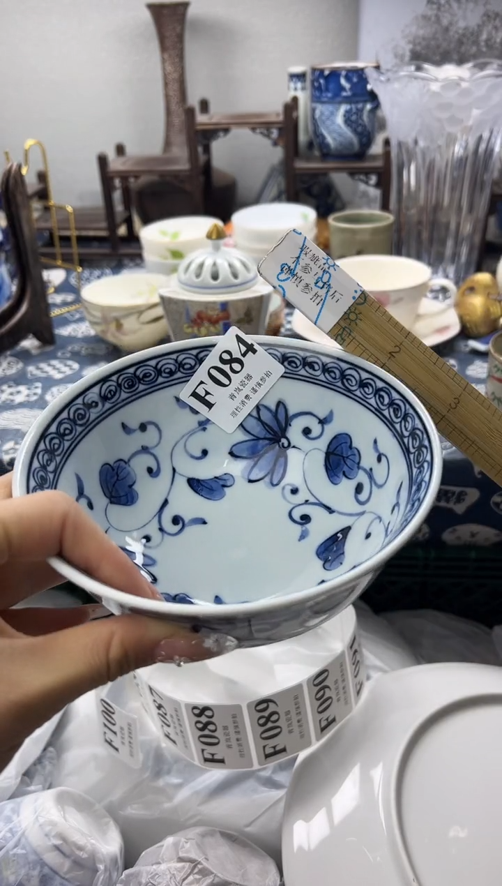 瓷片风**乱  F084