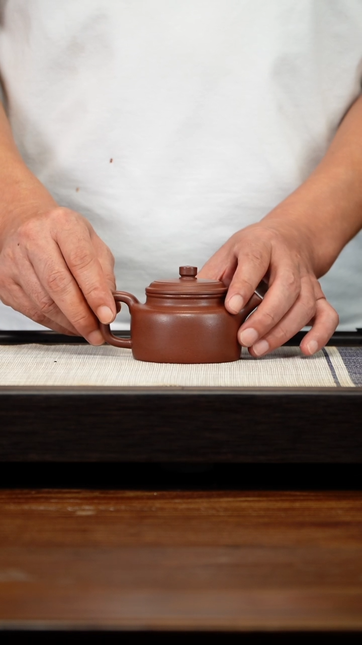 茶壶紫砂紫泥德中150