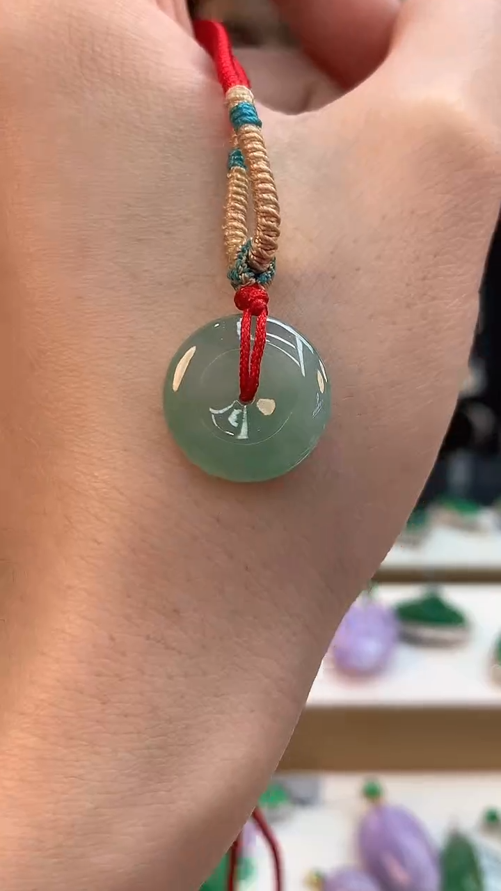 【闪购商品】翡翠颈饰未镶嵌赠礼盒证书  敏