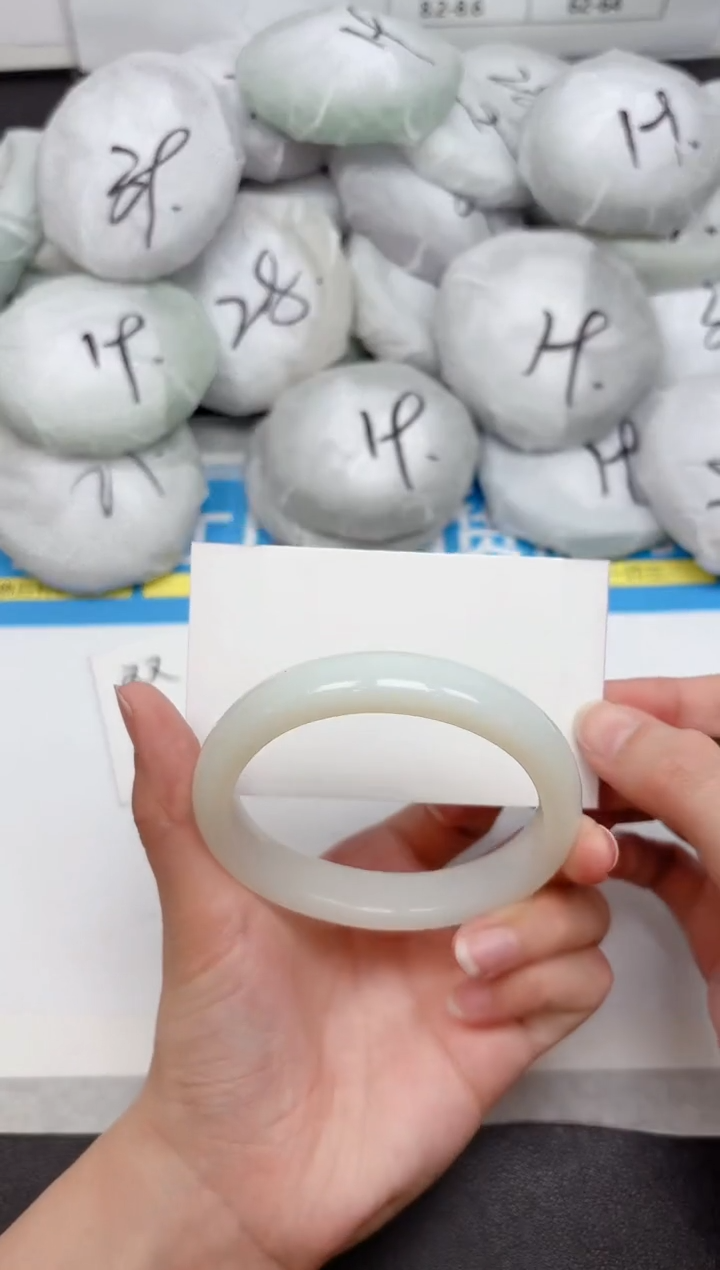 未镶嵌手镯石英质玉269-59.8