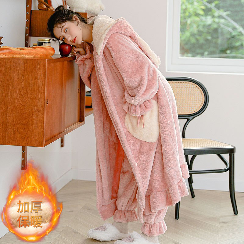 珊瑚绒睡衣女冬季睡袍厚款卡通兔子韩范秋冬网红风女款家居服套装