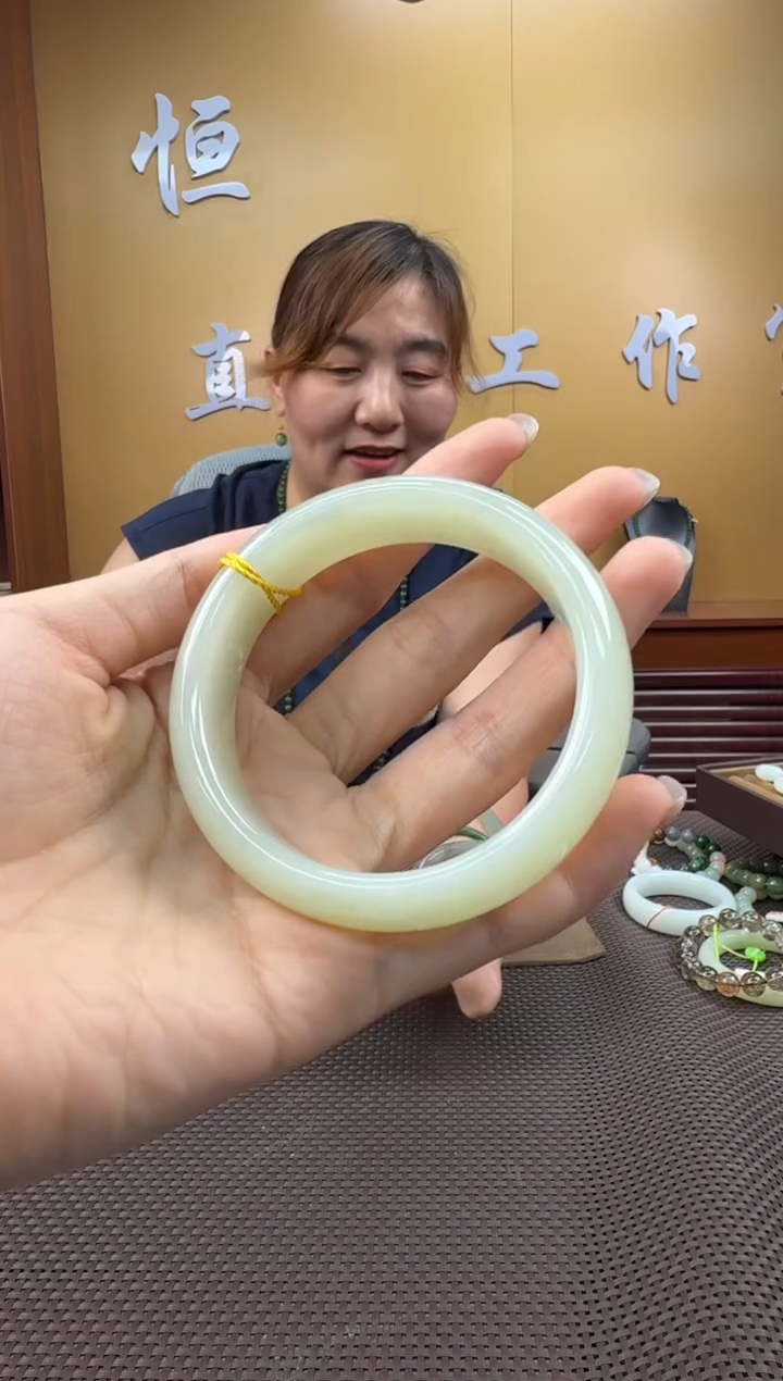 和田玉未镶嵌颈饰手镯59