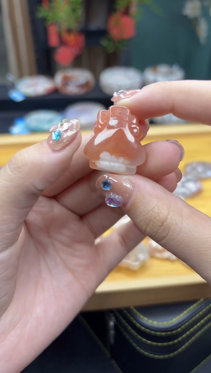 【闪购商品】石英质玉颈饰未镶嵌986