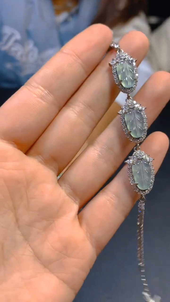 【闪购商品】翡翠手链未镶嵌0212977883多样性发一