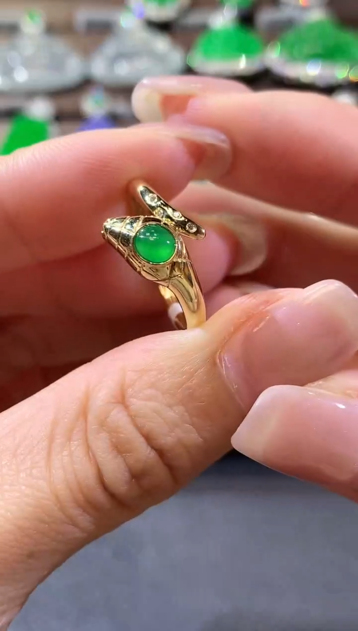 【闪购商品】翡翠戒指18K金镶嵌C4一件