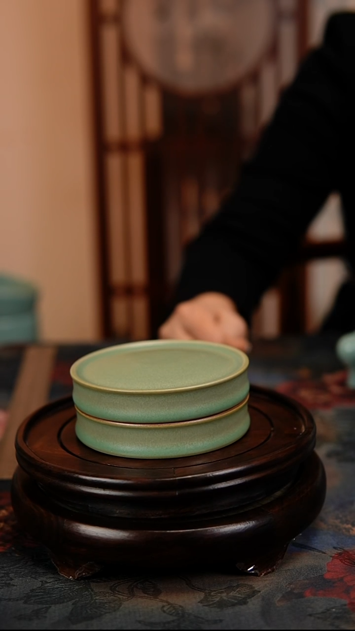 瓷片原产地原矿釉汝瓷