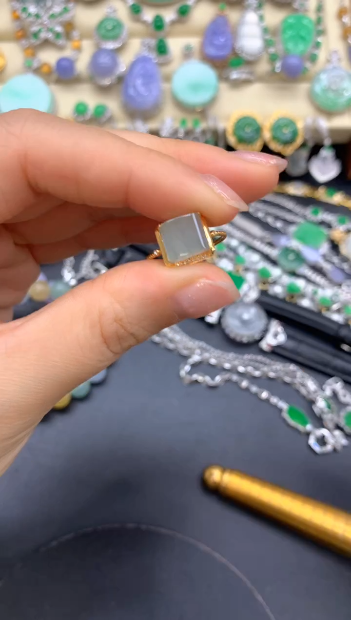 【闪购商品】翡翠戒指18K金镶嵌263-中国好珍宝