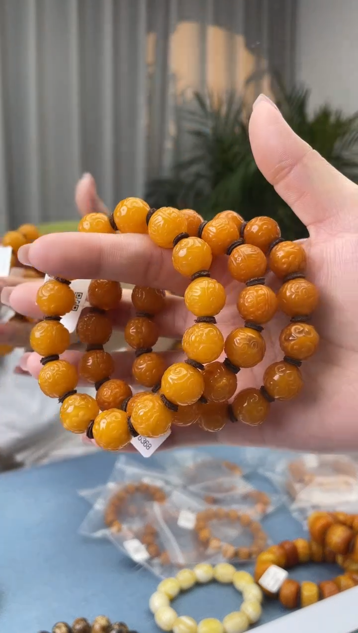 【闪购商品】蜜蜡珠宝奇石未镶嵌假一罚十，多样性发一件018.13