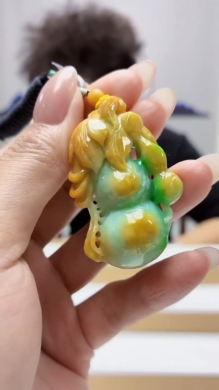 未镶嵌定制翡翠4688MM-毛货挂件140