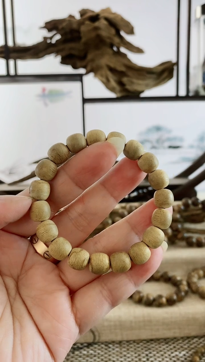 沉香手串文莱入门级10MM桶珠单圈