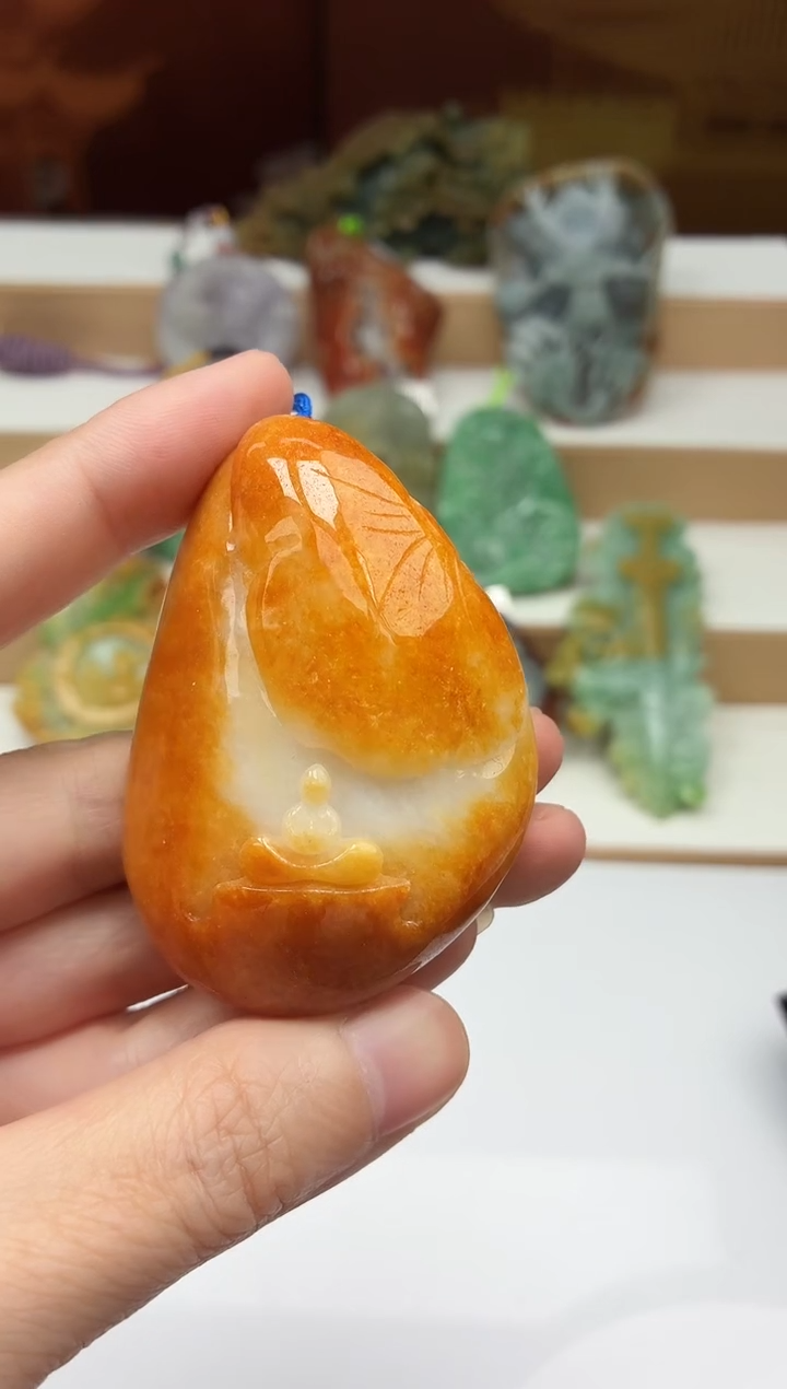 颈饰未镶嵌翡翠牌子