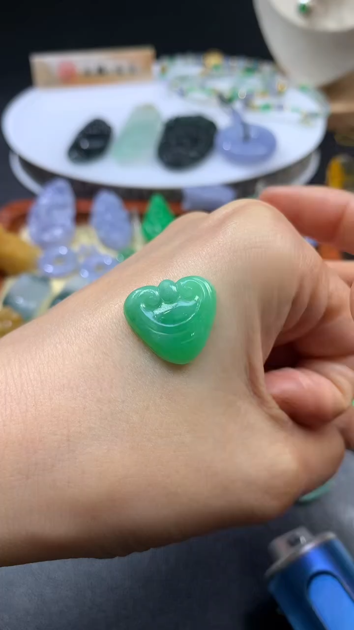 【闪购商品】定制翡翠未镶嵌翡翠