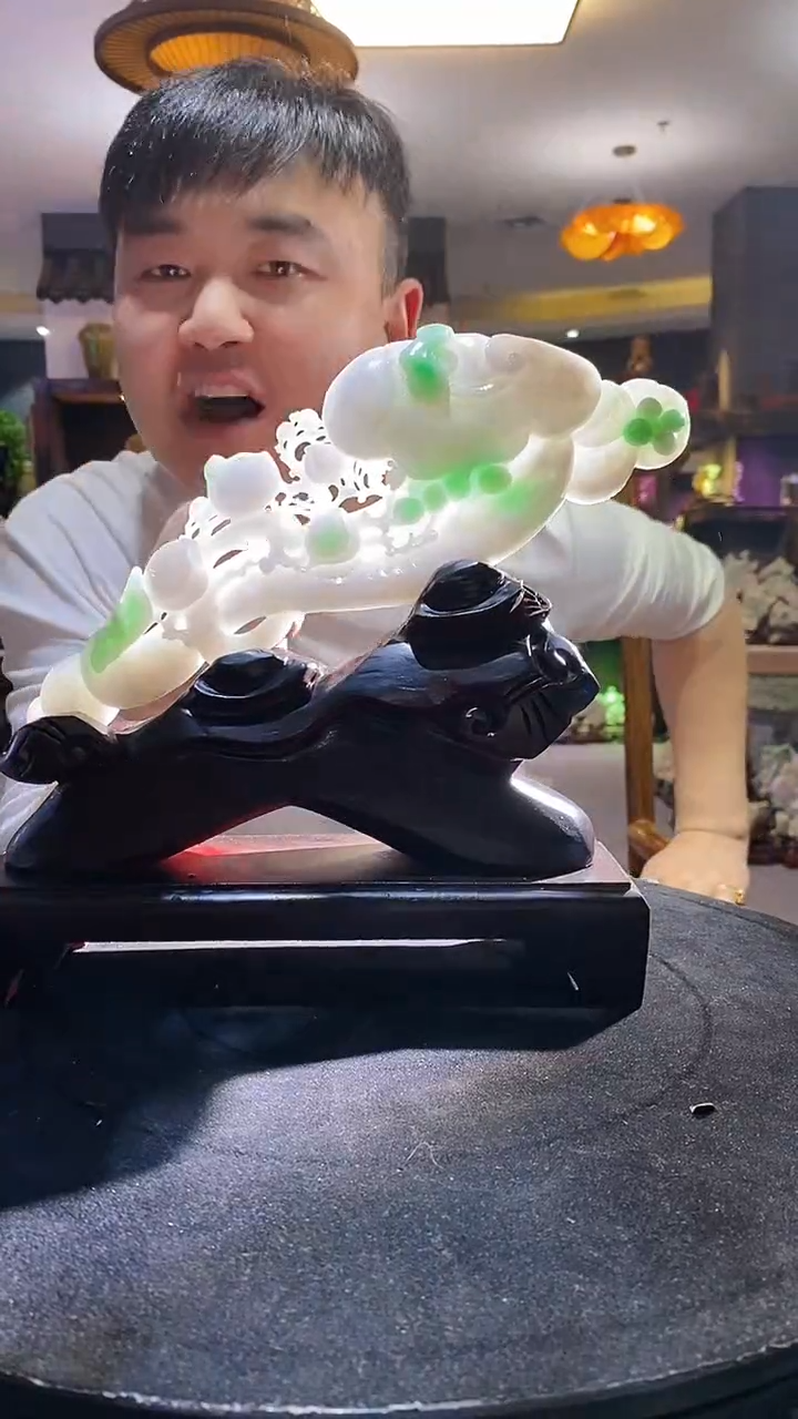 【闪购商品】定制翡翠未镶嵌03/0115/W/如意