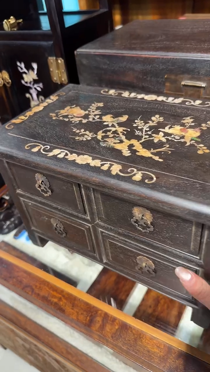 【闪购商品】木木艺紫檀花鸟四抽屉柜798.888