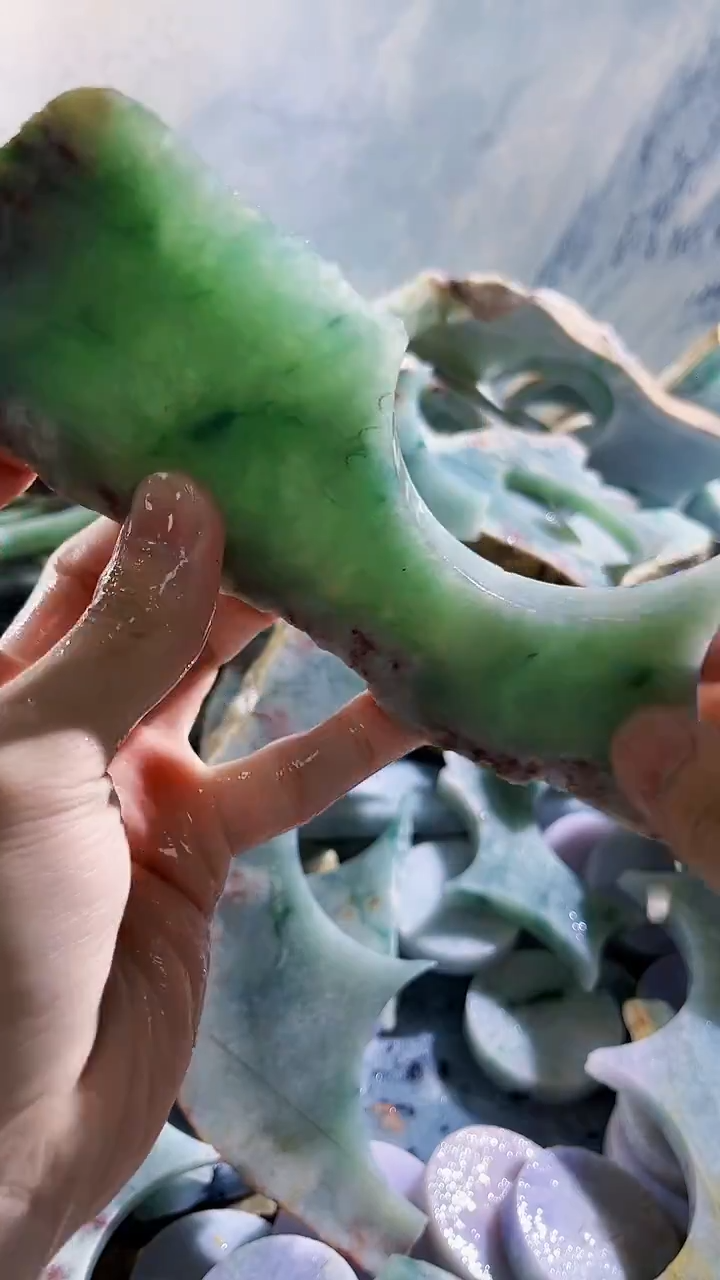 翡翠裸石缅甸翡翠A货虫2651