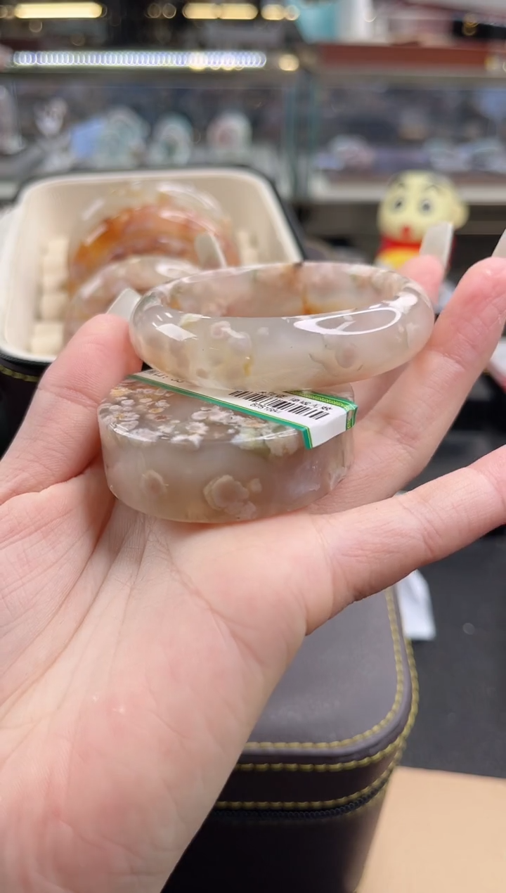 未镶嵌手镯石英质玉53圈口（赠品镯心）6751684