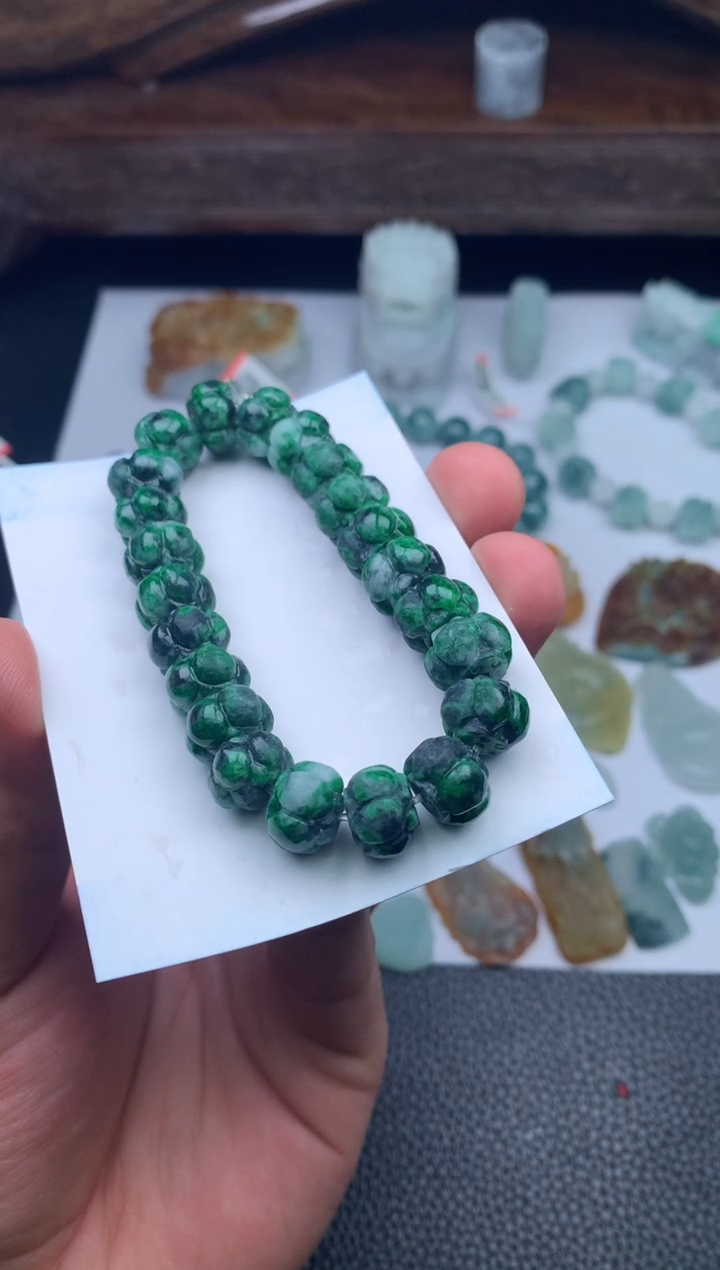 【闪购商品】定制翡翠未镶嵌手串