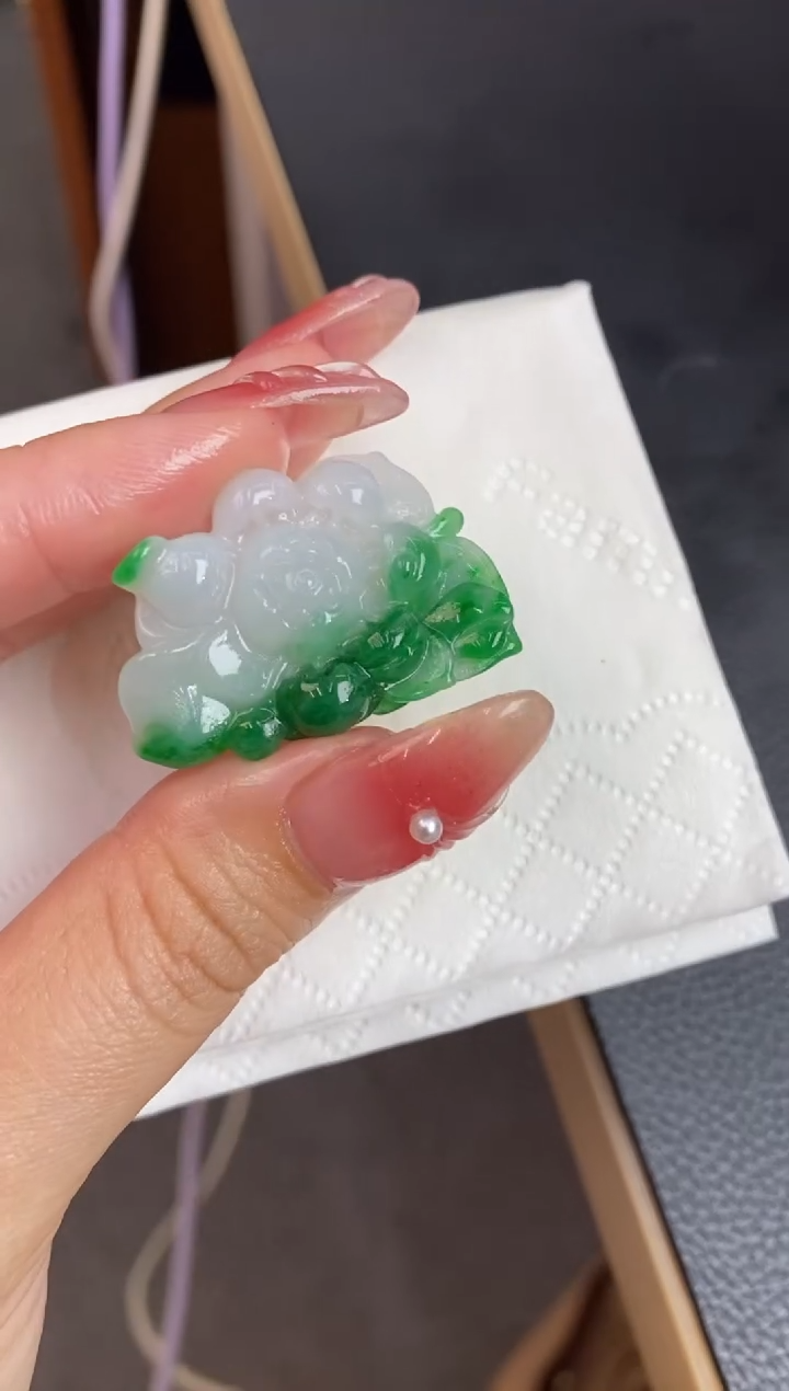 未镶嵌定制翡翠翡翠毛货~