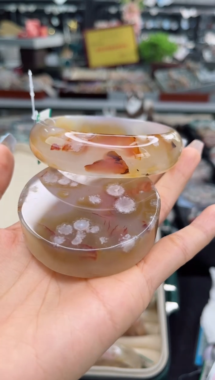 【闪购商品】石英质玉手镯未镶嵌63圈口（赠品镯心）6751941