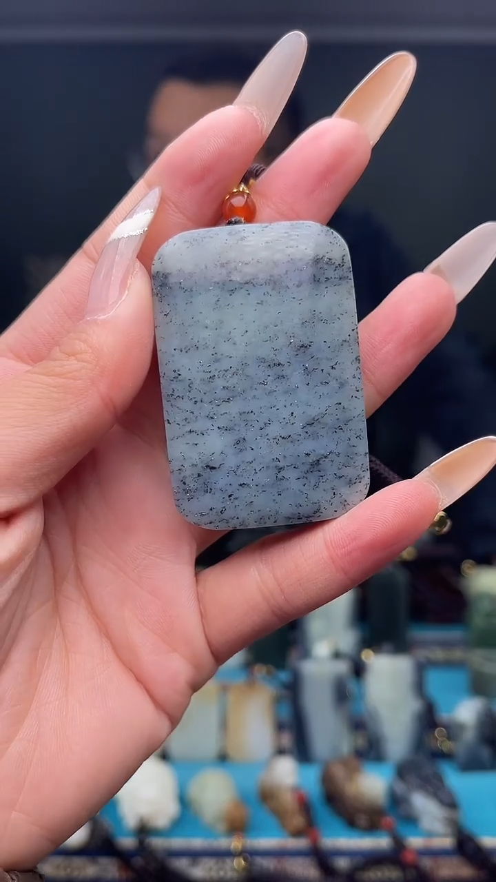 未镶嵌和田玉挂件1