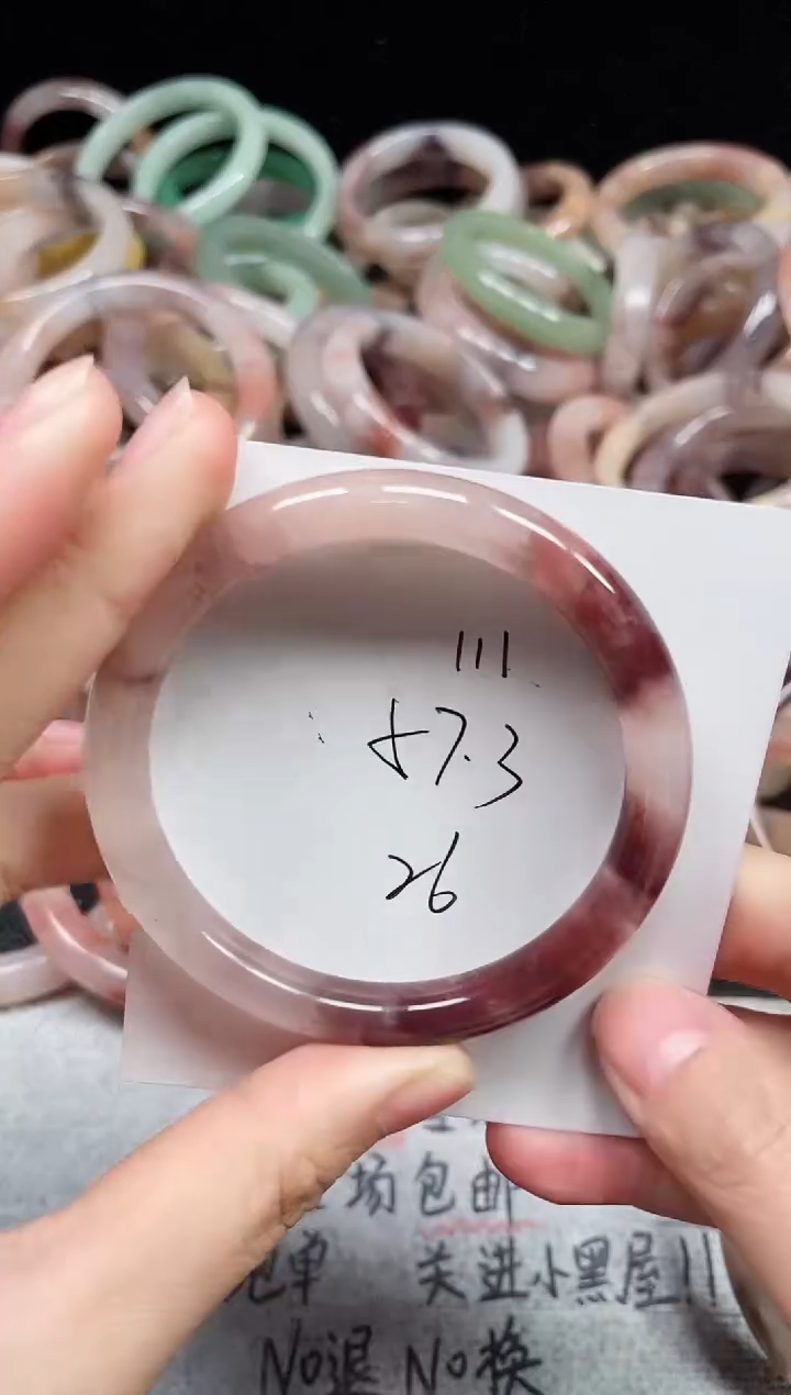 未镶嵌手镯石英质玉111