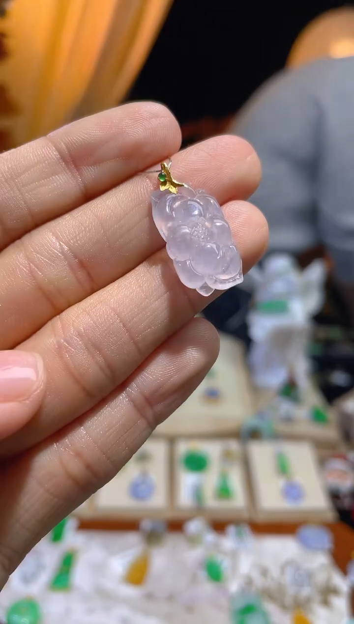 【闪购商品】翡翠颈饰18K金镶嵌假一赔三