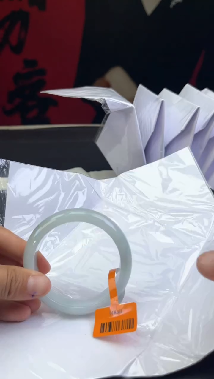 【闪购商品】翡翠手镯未镶嵌3翡翠手镯