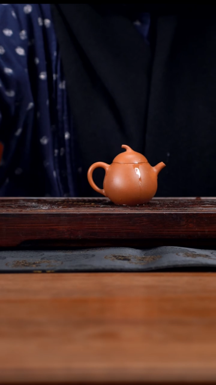 【闪购商品】紫砂茶壶100cc黄龙山原矿段泥茄段12