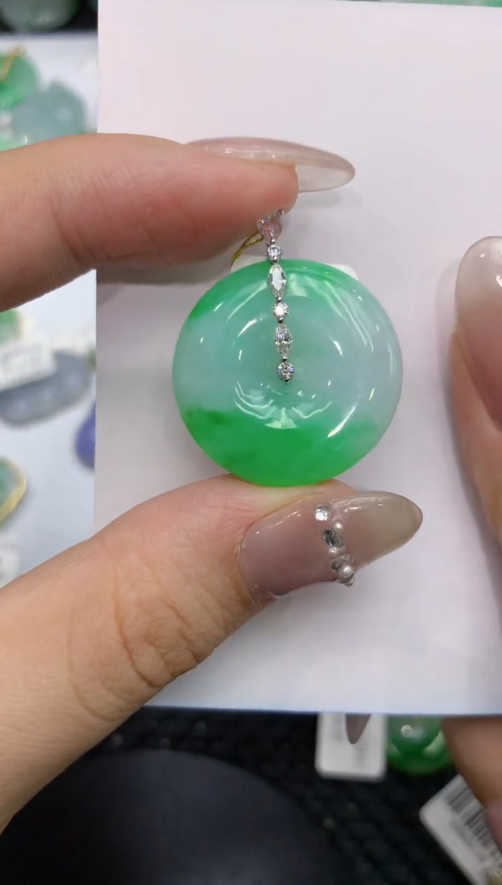 【闪购商品】翡翠颈饰18K金镶嵌222222222